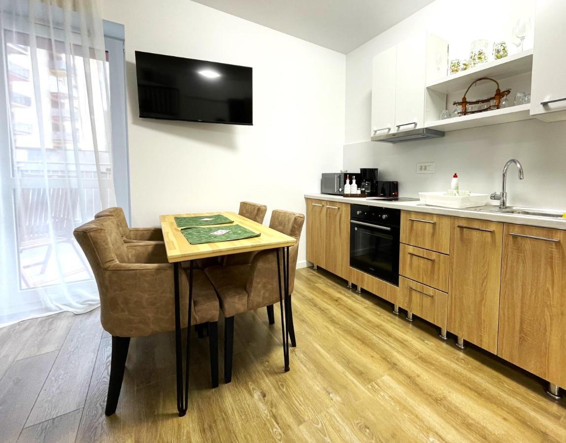 Cozy Bliss In W. Free Parking Apartament *